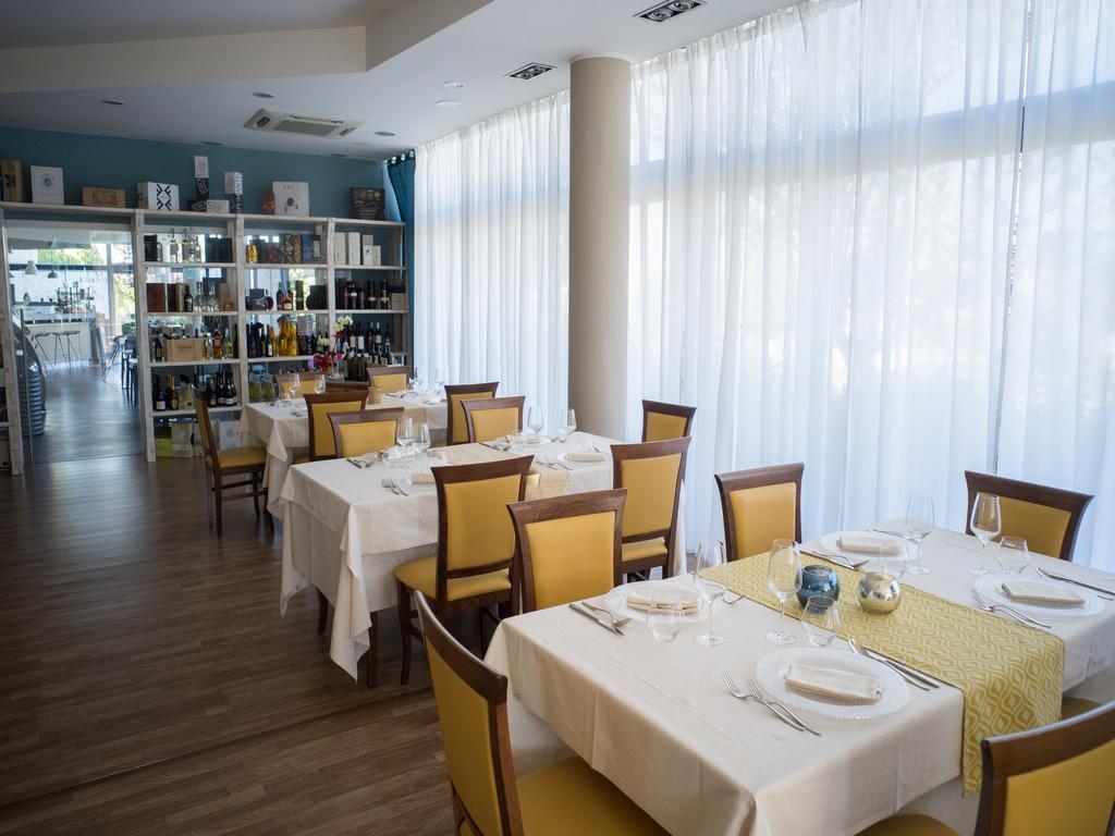 Hotel Select Atessa Esterno foto